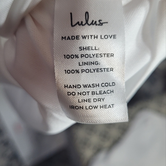 Lulu’s Embroidered Tale to Tell Shift Dress XXS - Picture 4 of 5